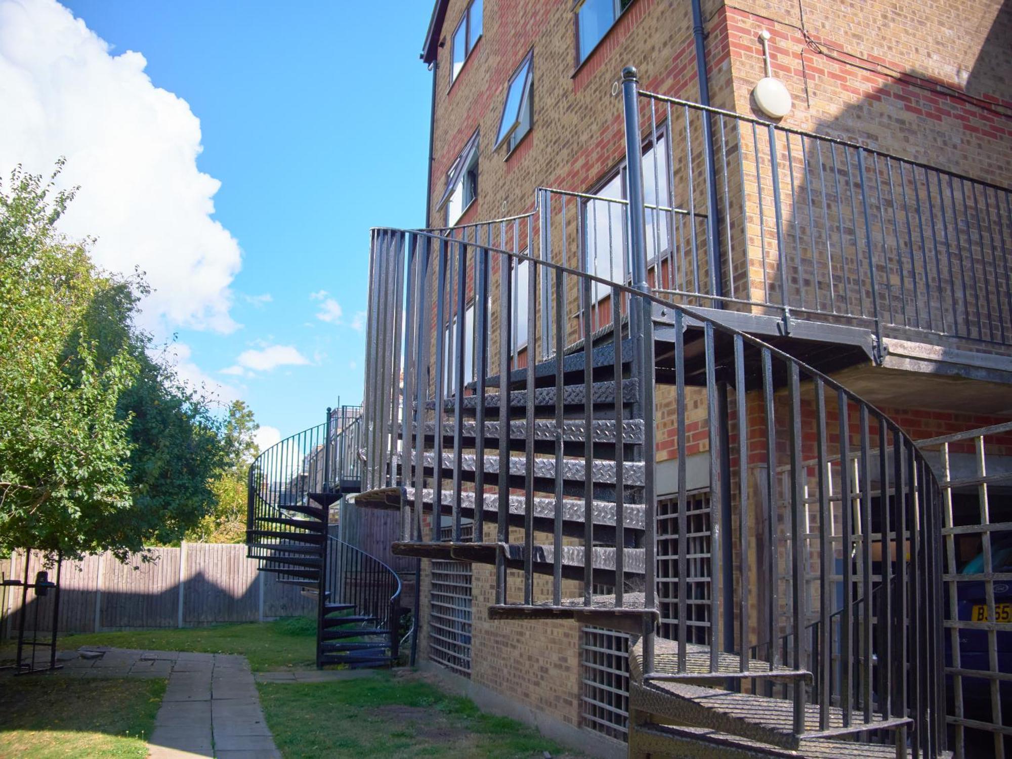 Vry Woolwich - Cosy Property With Stunning Views Of London Plumstead  Bagian luar foto